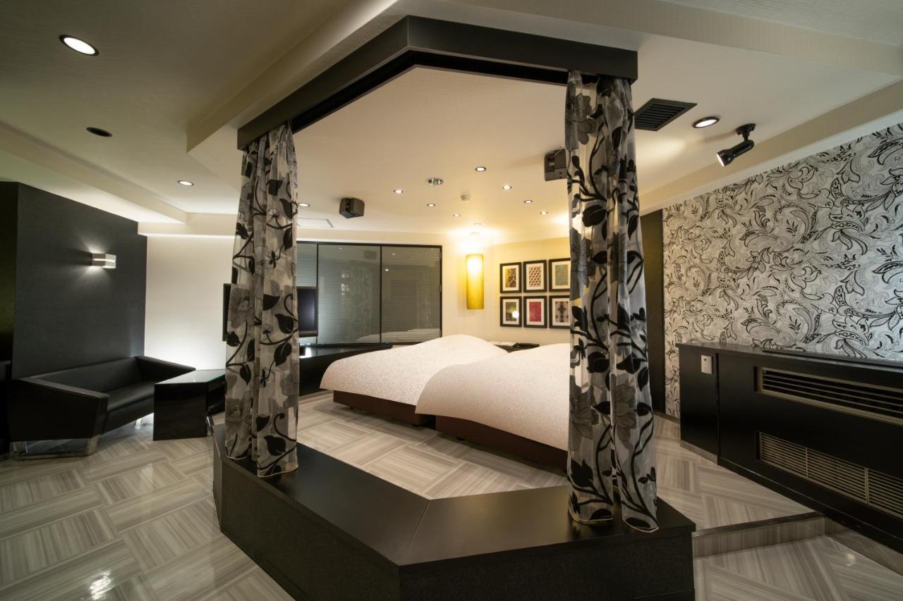 Royal Hotel Uohachi Bettei Ōgaki Extérieur photo
