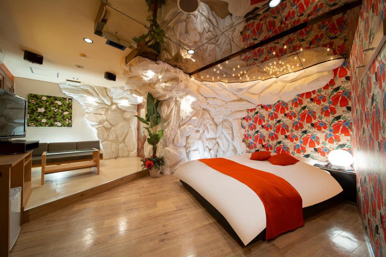 Royal Hotel Uohachi Bettei Ōgaki Extérieur photo